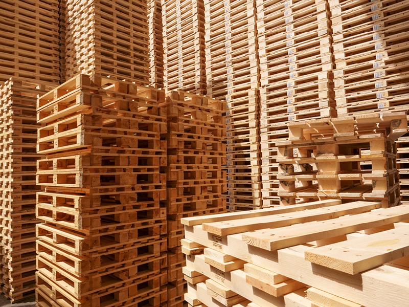 Varesco Legno a Tesero, in Valle di Fiemme | Pallets